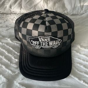 Vans checkered trucker hat